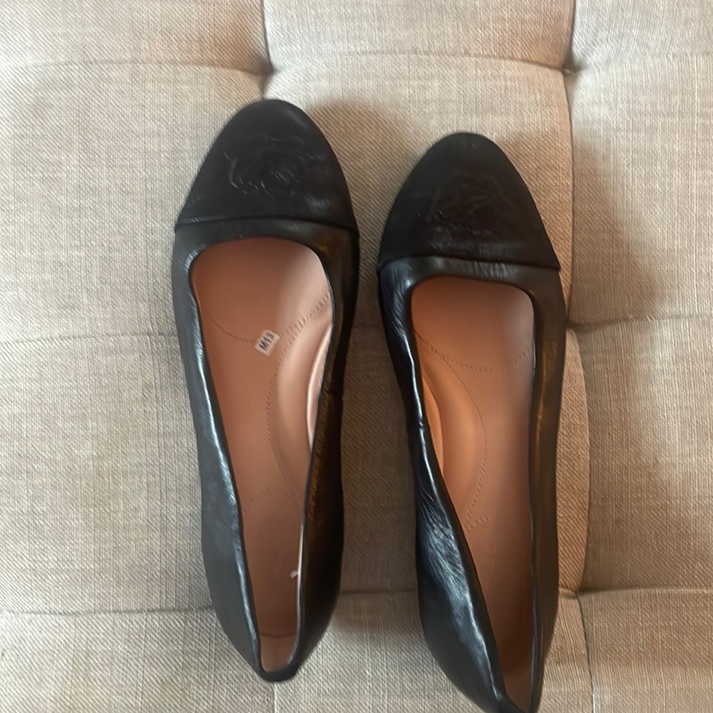 Taryn Rose black slip on shoes